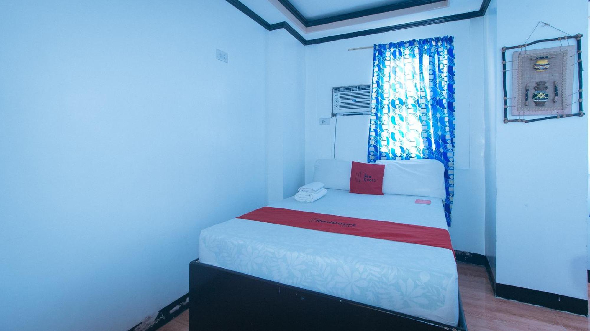Reddoorz At Minas Place 1 تاكلوبان المظهر الخارجي الصورة