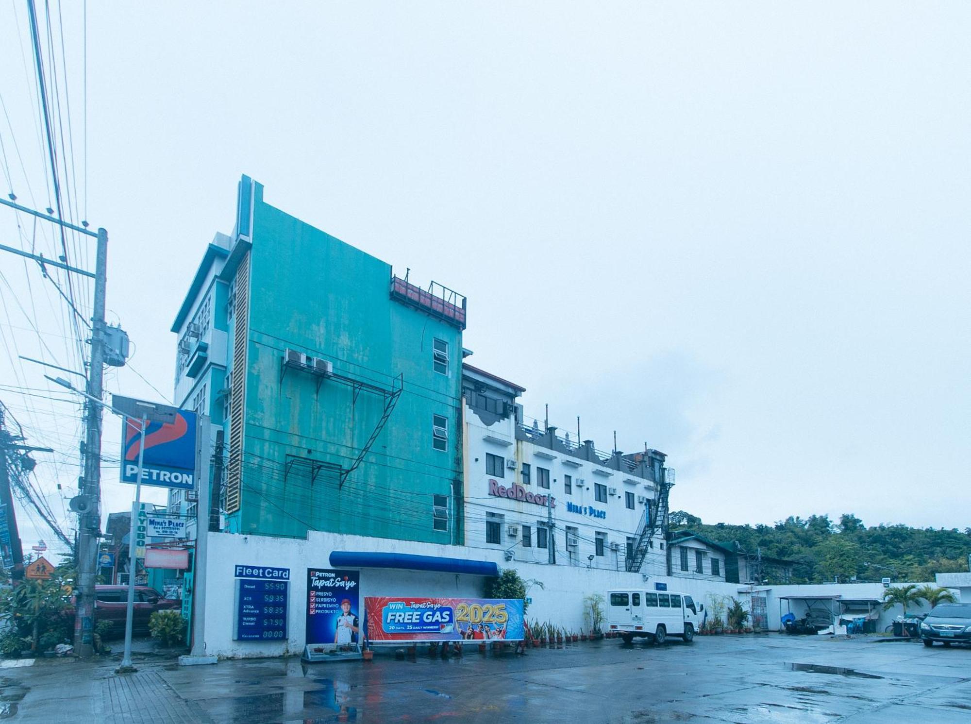Reddoorz At Minas Place 1 تاكلوبان المظهر الخارجي الصورة