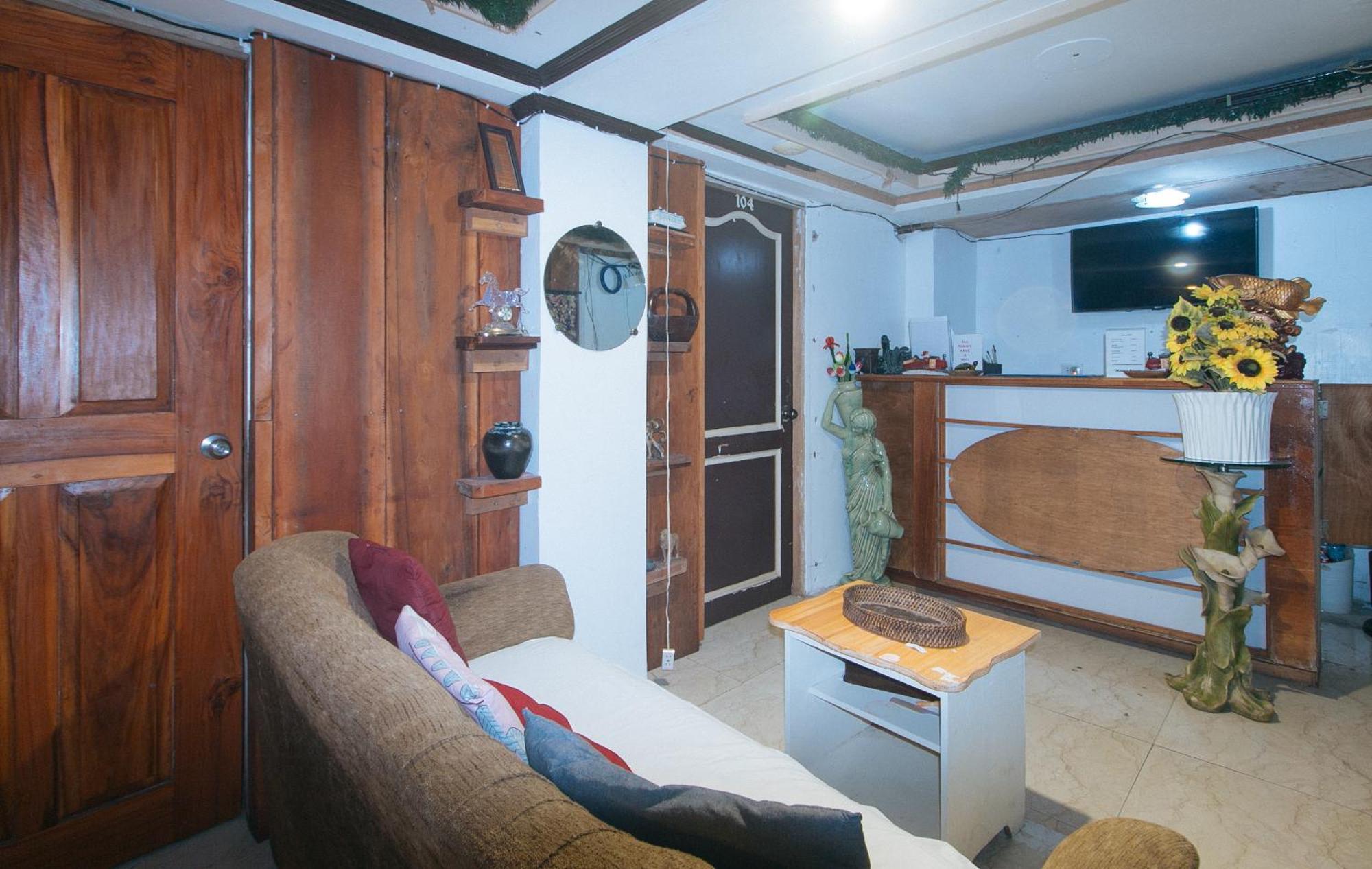Reddoorz At Minas Place 1 تاكلوبان المظهر الخارجي الصورة